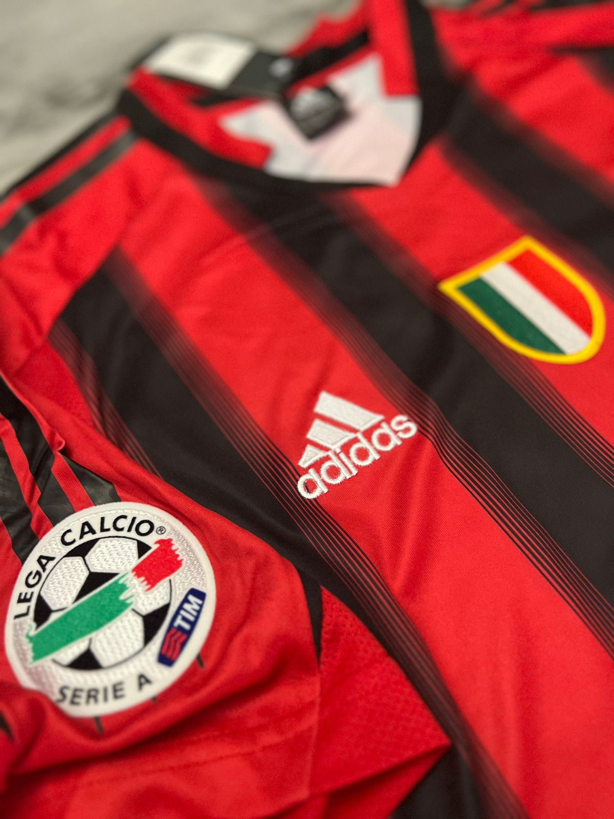 2004-05 - MILAN HOME | RETRO